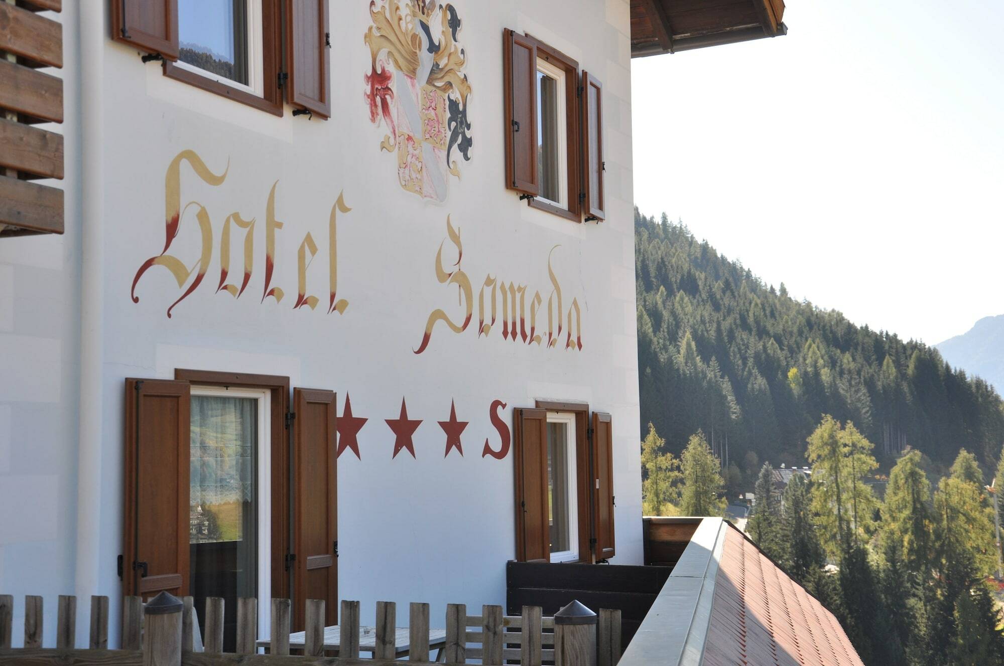 Alpenlife Hotel Someda Moena Exterior photo